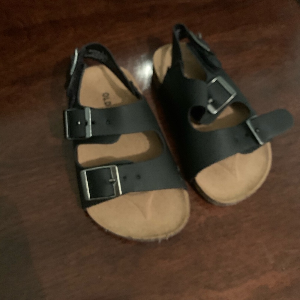 Strap sandals kids